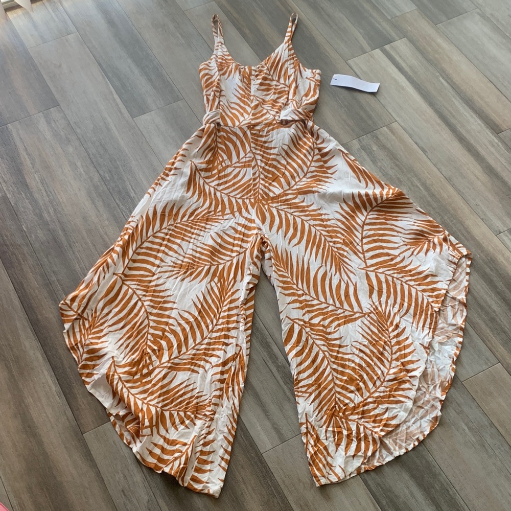 Sleeveless Wide-Leg Jumpsuit in Cream and Rust Leaf Print
